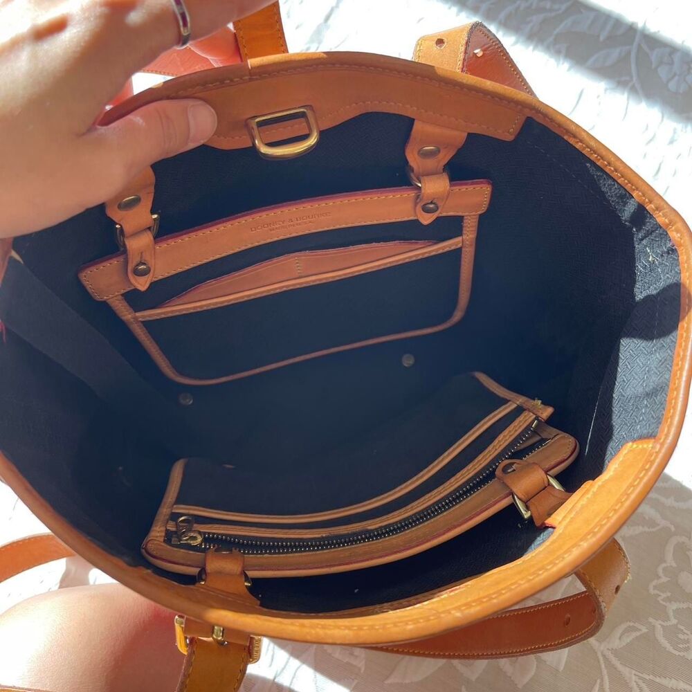 Rare Vintage 90s Dooney & Bourke Cabriolet Red Canvas Leather Trim Bucket Bag - Picture 8 of 13